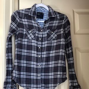 American Eagle, flannel. Size 6 (fits like a 4)